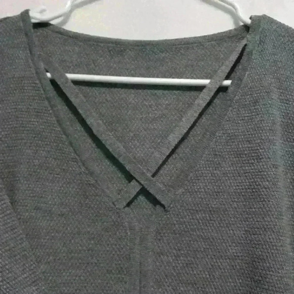 un branded pullover sweater open front criss cross design Normcore Lagenlook - Picture 4 of 6